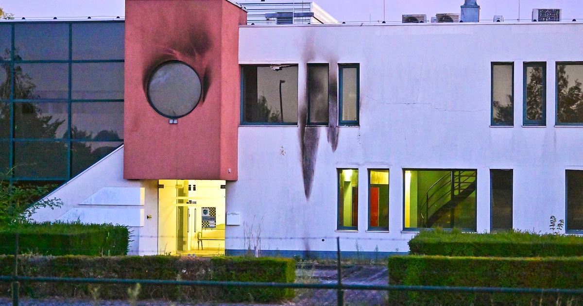 Politie onderzoekt sporen van brandstichting bij toekomstig azc in Valkenswaard