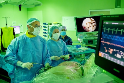 Hoe Tilburg uitgroeide tot neurochirurgisch centrum: 7000 behandelingen per jaar en primeurs met her