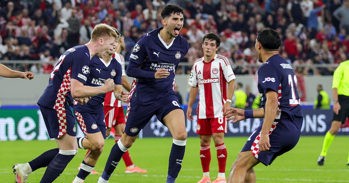PSV-goudhaantje evenaart Cristiano Ronaldo en Agüero met bijzondere CL ...
