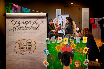 Roemeense Ana Maria (38) zoekt alleen bij dokter soms naar woorden: ‘In het begin was ik onzeker’