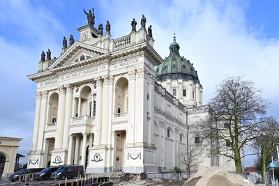 Entreegeld heffen of een ‘Efteling-experience’? Halderberge blijft zoeken naar extra geld voor de ba