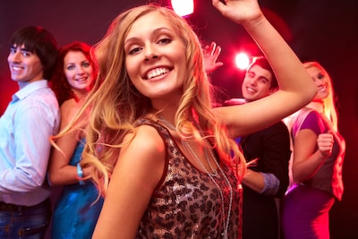 Feestelijke oudjaarsavond in Eindhoven met We All Love 80’s 90’s 00’s 10’s