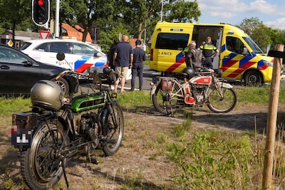 Oldtimermotor total loss door botsing met auto in Deurne