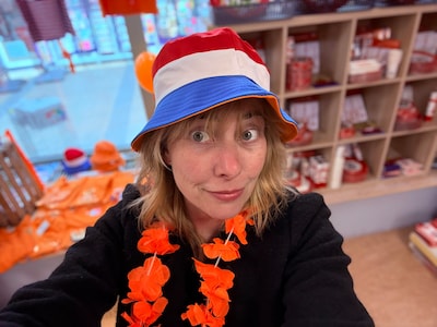 Dresscode oranje: 5 x hier koop je een outfit voor Koningsdag in Helmond