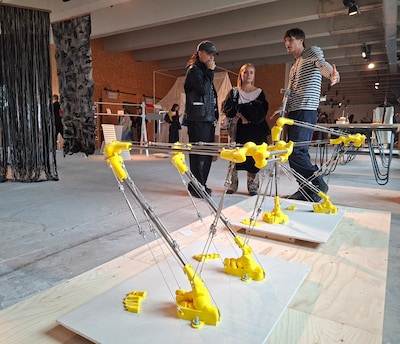 Bijennesten, uiers en embryo’s: studenten Design Academy vertellen wonderlijke verhalen