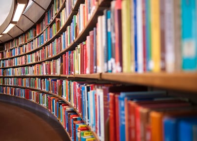 Bibliotheek Helmond opent doordeweeks eerder en sluit eerder