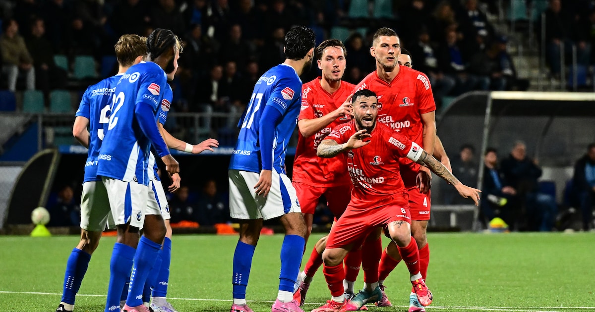 LIVE | Helmond Sport komt met de schrik vrij: Makanza haalt bal van de lijn