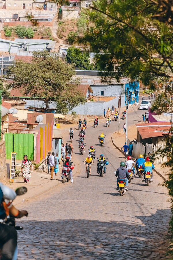 Beklemmende kalmte in wielergek Rwanda; harde hand van president Kagame ...
