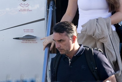 ‘Privéjet Flávio Bolsonaro naar VS werd geregeld door Witte Huis’