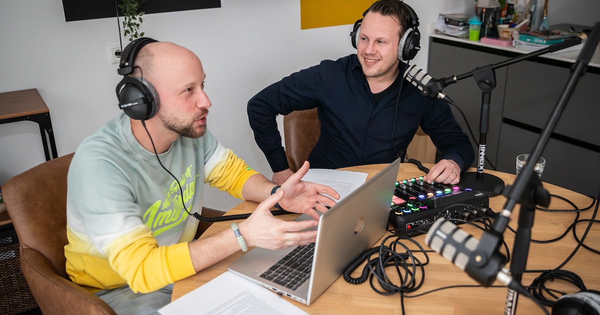 Perry en Johan sluiten jaar lang praten over 2000 af met live-podcast ...