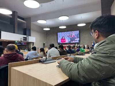 Emoties bij expats over taallessen en de zorg tijdens verkiezingsdebat: ‘Jullie praten over ons also