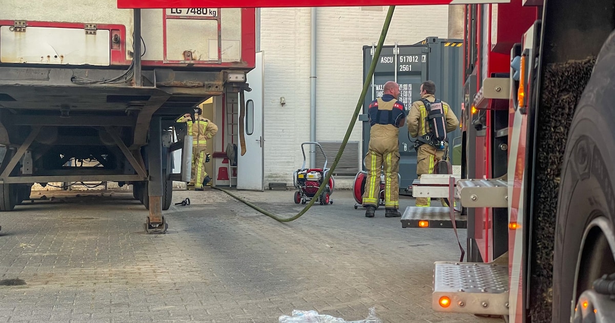 Brand binnen bedrijfspand in Deurne, pand geventileerd
