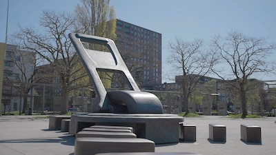 Aha! In dit tv-programma ontdek je het verhaal van kunstwerk De Rits in Tilburg