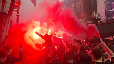 PSV is kampioen! Feest in Eindhoven barst los na gelijkspel van Feyenoord