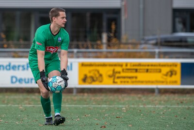 Opa van Sil Joosten gooit vooraf nog olie op het vuur, maar het levert Someren geen derbyzege op bij Deurne: ‘Voor hem leeft het zeker’