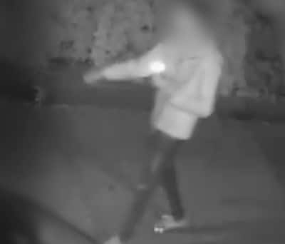 Vier maanden na brute mishandeling in Tilburg zijn deze twee mogelijk minderjarige verdachten nog al
