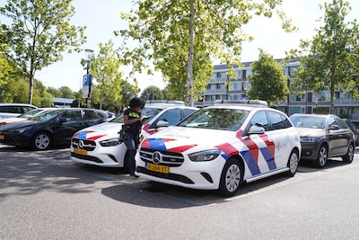 Inbraak bij juwelier in Helftheuvelpassage in Den Bosch: daders gebruiken spreider om deur te forcer