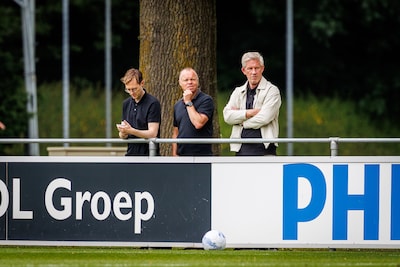 De leiding van PSV weet dat er nog impulsen nodig zijn: niet de basis, maar de bank lijkt het probleem