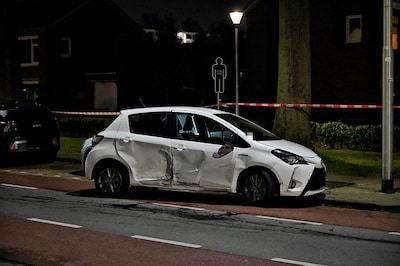 Ruzie tussen twee families escaleert: drie zwaar beschadigde, gestrande auto’s gevonden in Tilburg