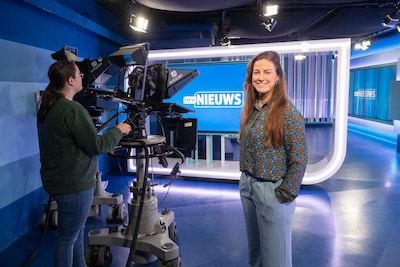 Nikki (35) richtte ooit al een eigen krant op en is nu omroepbaas: ‘Ik dacht dat ik het beter kon’
