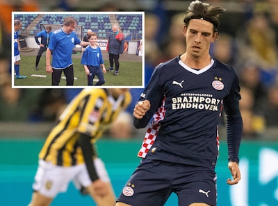 PSV-talent treedt met nieuw contract in de voetsporen van zijn beroemde opa Eef: ‘Sommige dingen zijn nog altijd hetzelfde’