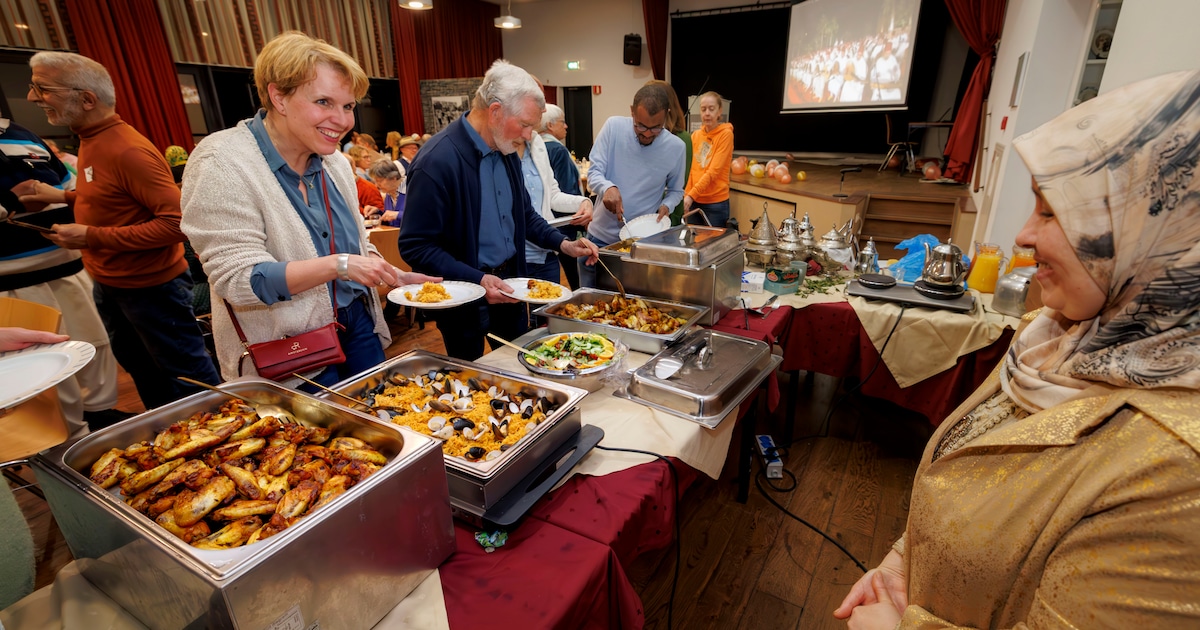 Iftaravond in Eindhoven met multiculturele gerechten voor iedereen