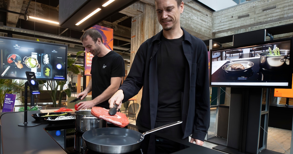 Deze slimme keuken zegt wat je moet doen: ‘Omdraaien die biefstuk!’
