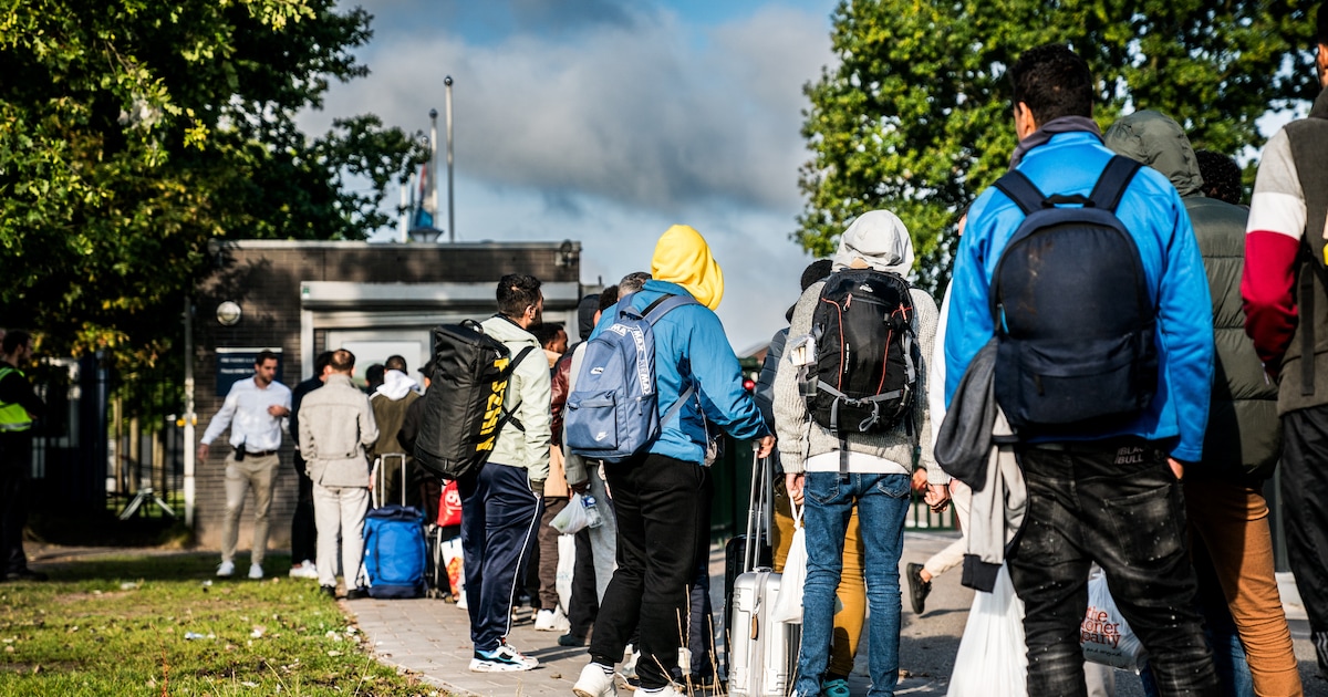 Waarom einde van boeteregen bij COA nog niet in zicht is: ‘We hebben zo’n 18.000 mensen die huis moe