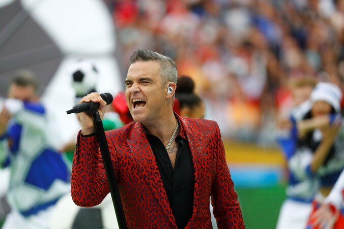 ‘Ons’ Metropole Orkest helpt Robbie Williams geschiedenis schrijven ...