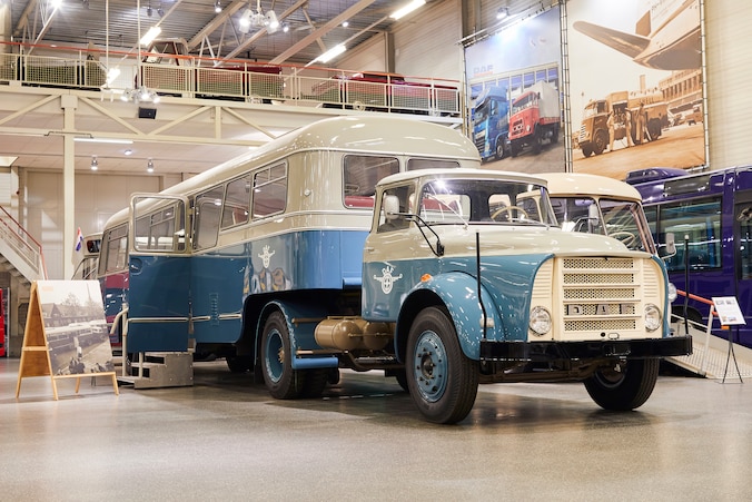 Hans spaart bandrecorders, DAF-museum zoekt vrijwilligers | Opinie | ED.nl