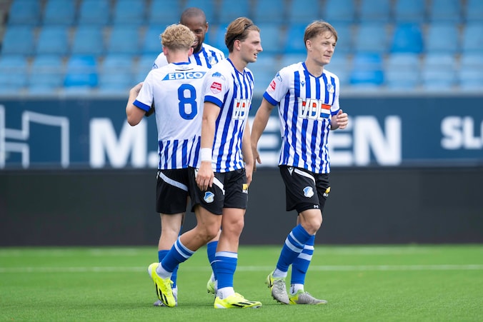 FC Eindhoven boekt krappe oefenzege op De Treffers tijdens open dag ...