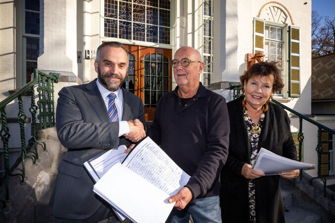‘Fout op fout op fout’: wethouder erkent blunder met kaas- en viskraam ...