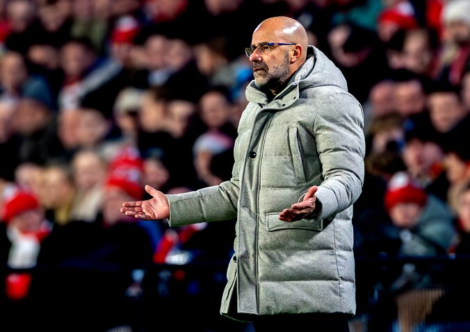 PSV-trainer Peter Bosz heeft goed nieuws in aanloop naar Feyenoord ...