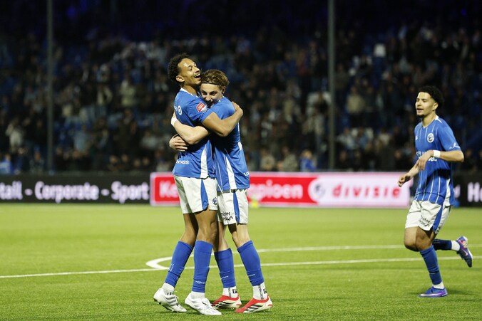 FC Den Bosch haalt na wat billenknijpen dan toch de play-offs, duels ...