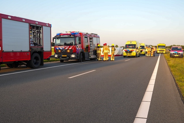 Veel hulpdiensten rukten uit. 
