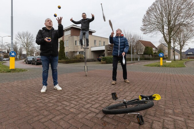 Jongleren voor zelfvertrouwen bij WeJuggle | Regio | ED.nl