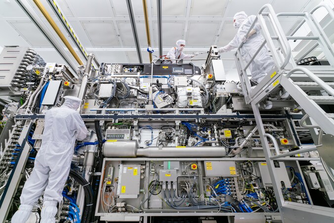 Iedereen wil iets van ASML: kan het Veldhovense bedrijf zijn dominante ...