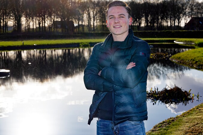 Thijn Schoenmakers snapt dat Bladella baalt, maar hij kiest na ...