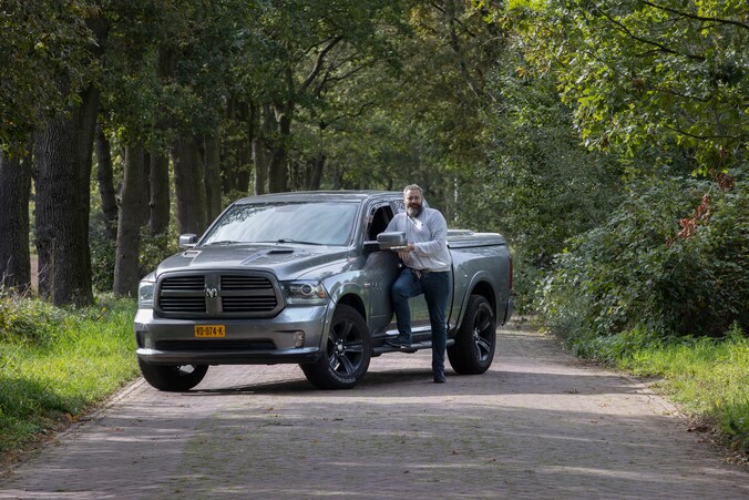 Ken uit Weebosch rijdt met zijn ‘vierde kindje’ naar Assen voor ...
