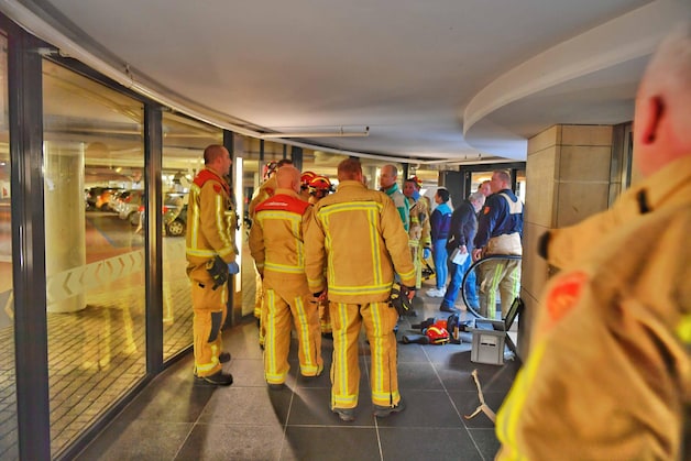 Drie kinderen kwamen in zeven weken tijd vast te zitten in roltrap  Citycentrum Veldhoven: 'Haar voet werd langzaam meegetrokken' | Regio |  ED.nl