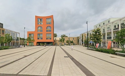 Café De Voortuin brengt verhalen uit Woensel-West tot leven op het Celsiusplein