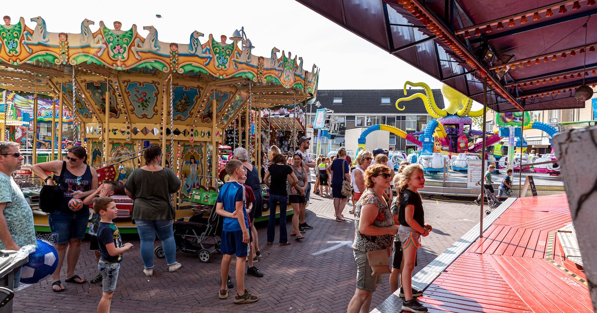 Kermisbonden hekelen vroegtijdig schrappen kermissen in Zuidoost ...