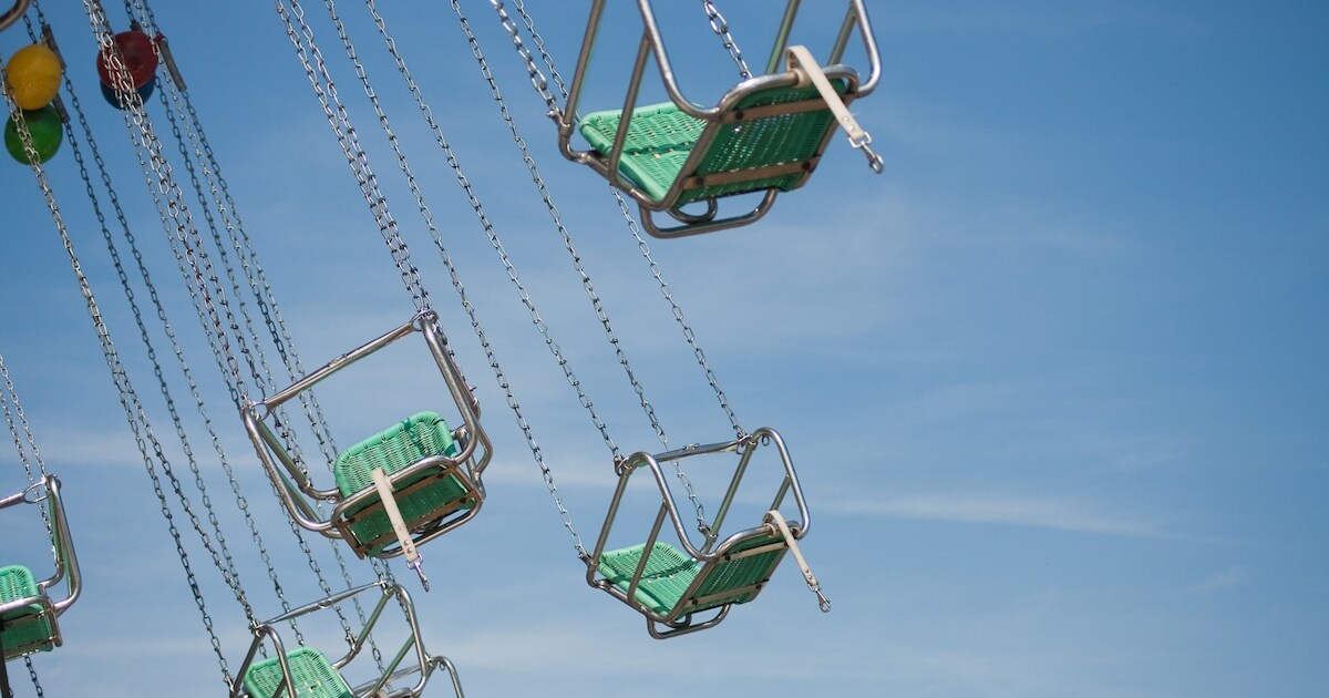Twee feesttenten tijdens kermis in Gastel waarvan één in Soerendonk