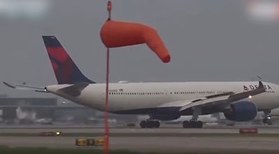 Hevige turbulentie tijdens vlucht van VS naar Amsterdam: 25 gewonden en vliegtuig moet landen