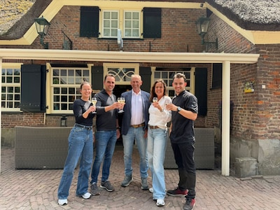 Marc Loomans koopt restaurant De Mispelhoef van zijn vader: ‘Er zitten bloed, zweet en tranen in dit