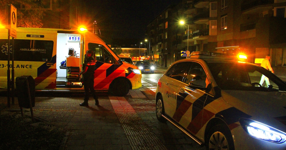 Persoon valt om met scootmobiel in Weert