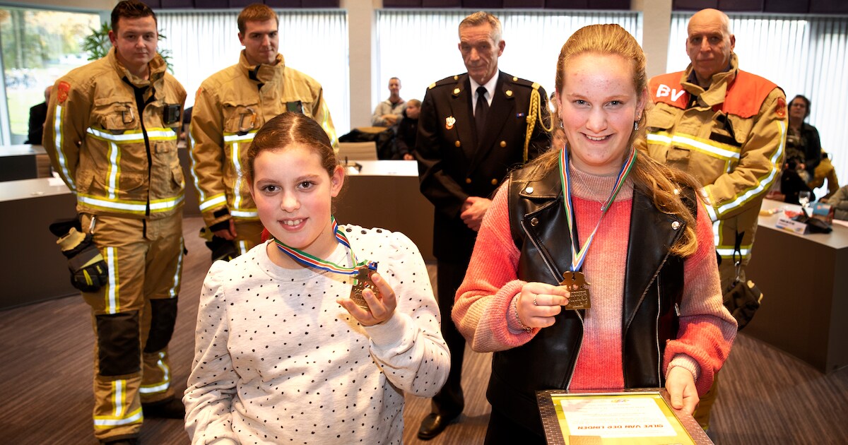 kinderlintje-voor-heldinnen-silke-en-simone-die-een-grote-brand-wisten