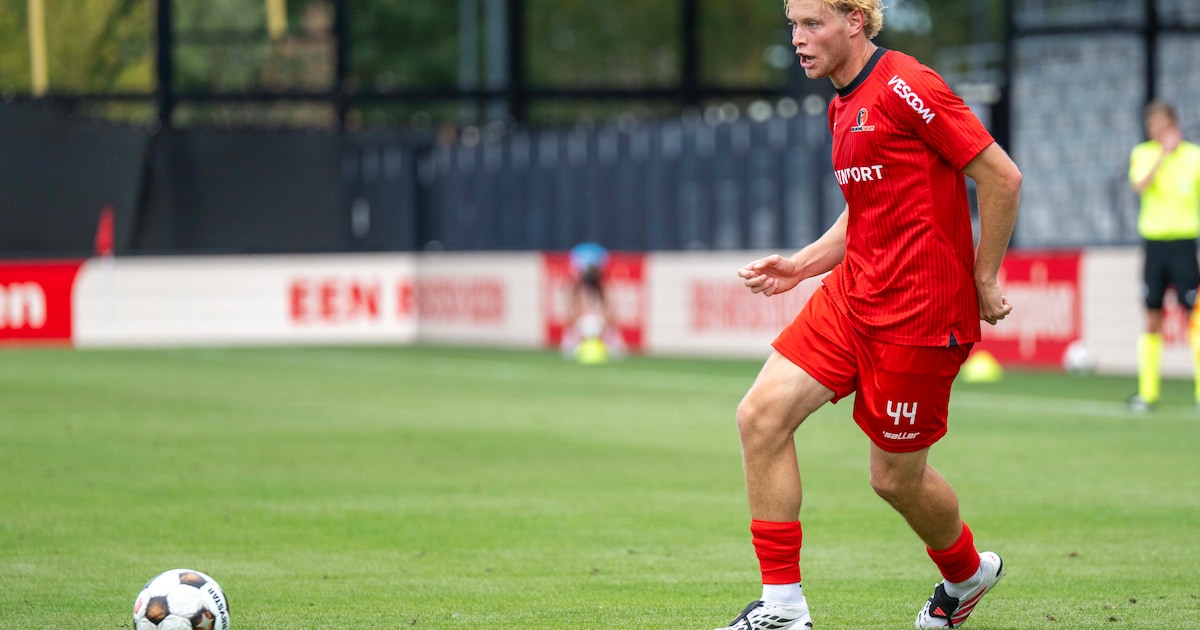 Helmond Sport geeft visitekaartje af voor eigen publiek: ‘Deze ploeg zal fouten maken, maar nooit op