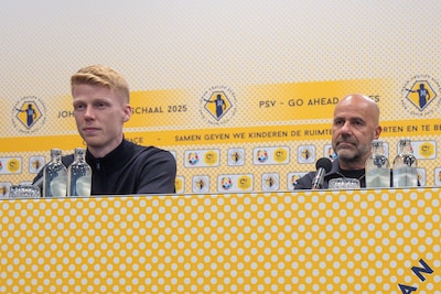 Schouten vertelt in Zeist over PSV en zijn nieuwe taken: ‘Zal heel af en toe ook minder aardig moeten zijn’