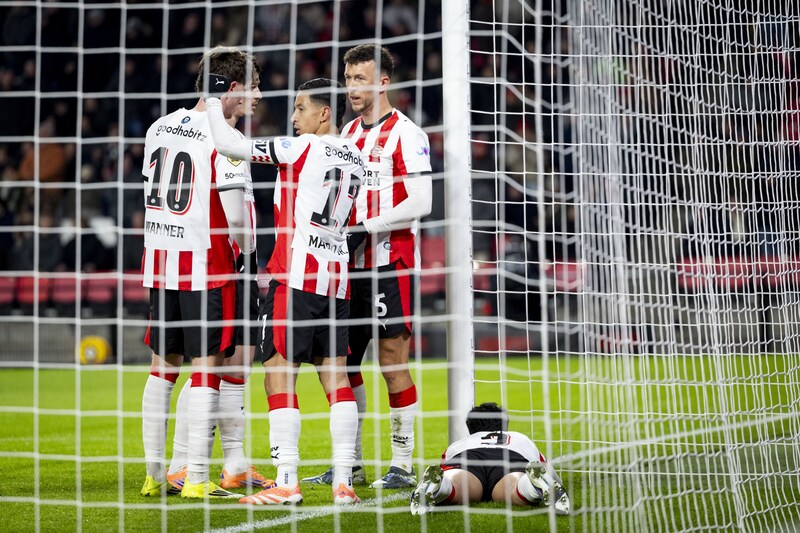 PSV heeft geen kind aan Excelsior en begint glansrijk aan tweede ...